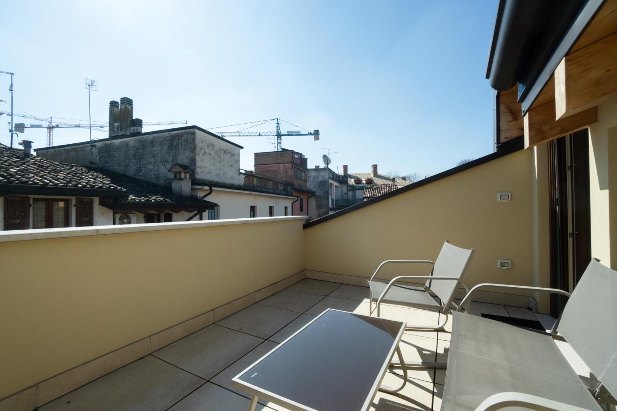 Ferienwohnung Loft Roby Peschiera del Garda Exterior foto